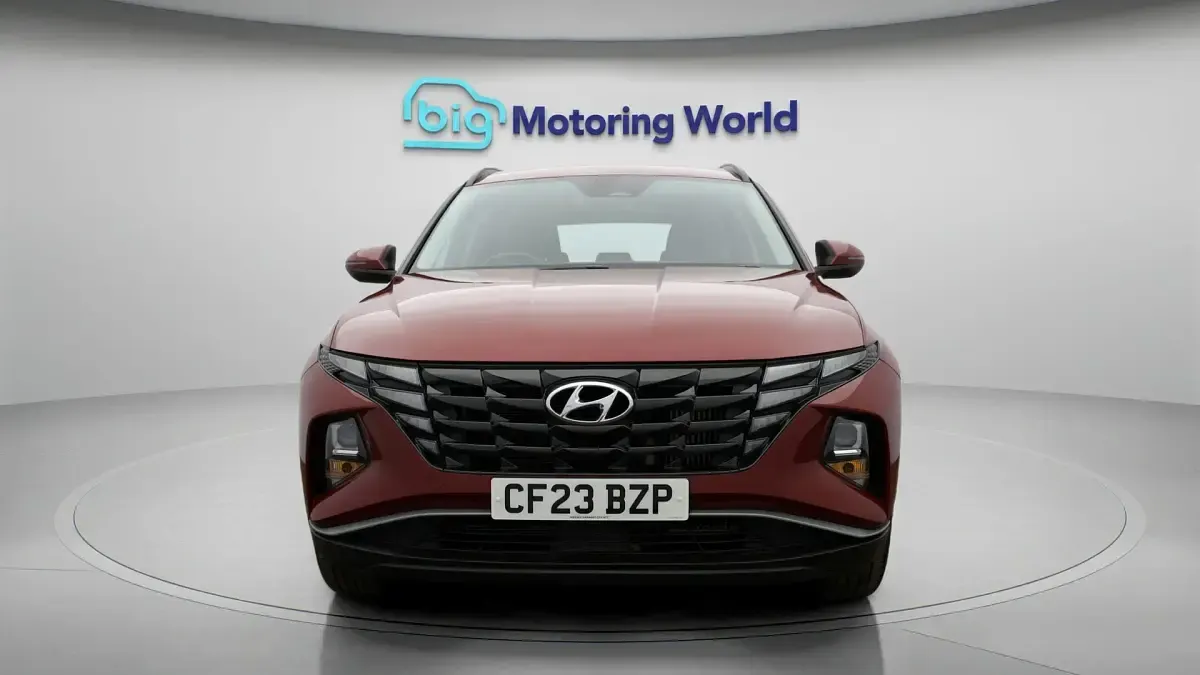 Used Hyundai Tucson SE 150 HP (110 kW) 2023 Red SUV