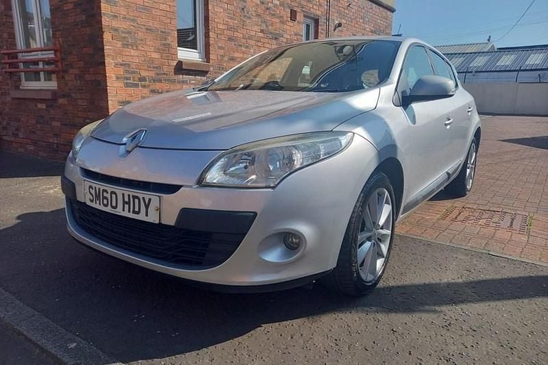 Silver Used 2010 Renault Mégane III Hatchback | £1,599 (Good price) - Image 1/1