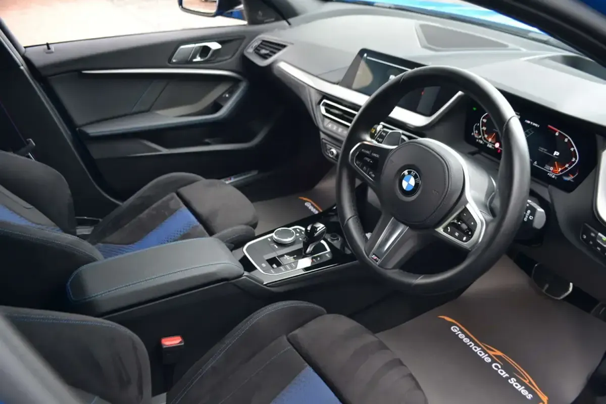 Used BMW M135 Luxury Line 306 HP (225 kW) 2023 Blue Hatchback