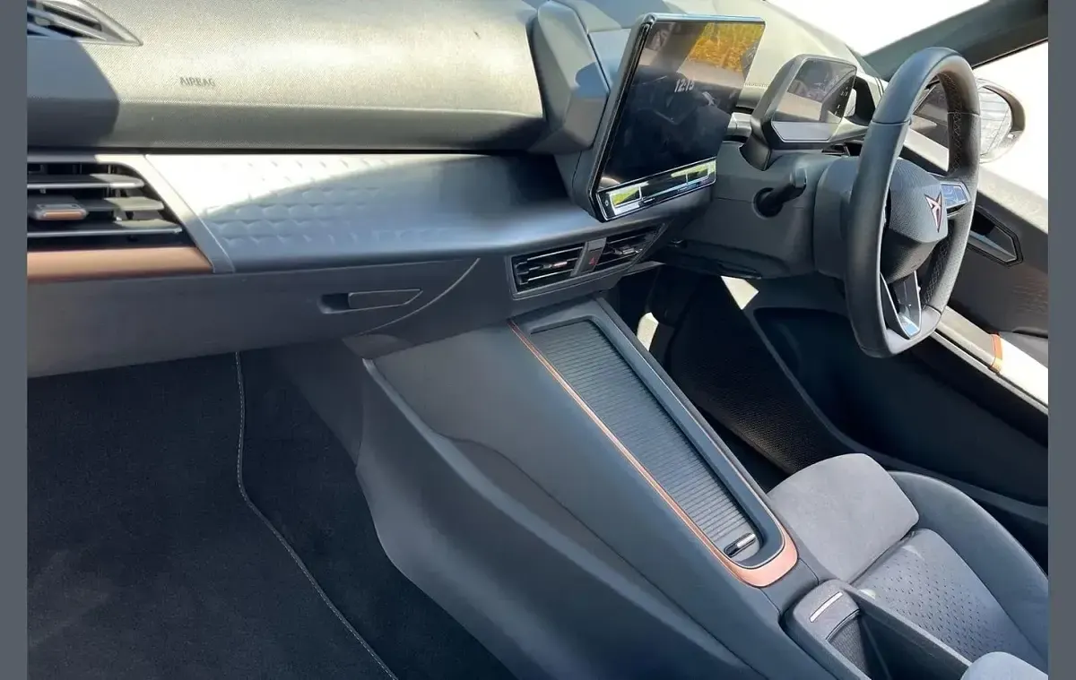 Used Cupra Born 150 kW (204 HP) 2024 Blue Hatchback