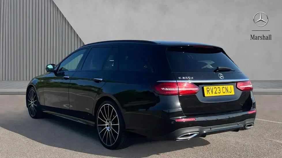 Used Mercedes E200 AMG line 200 HP (147 kW) 2023 Obsidian black metallic
