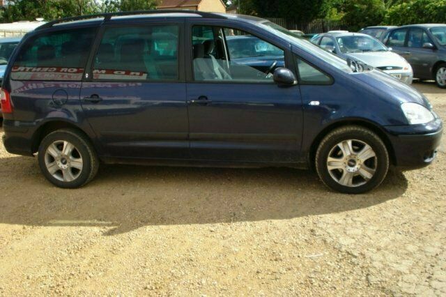 Used 2001 Ford Galaxy MPV | £1,295 - Image 1/4