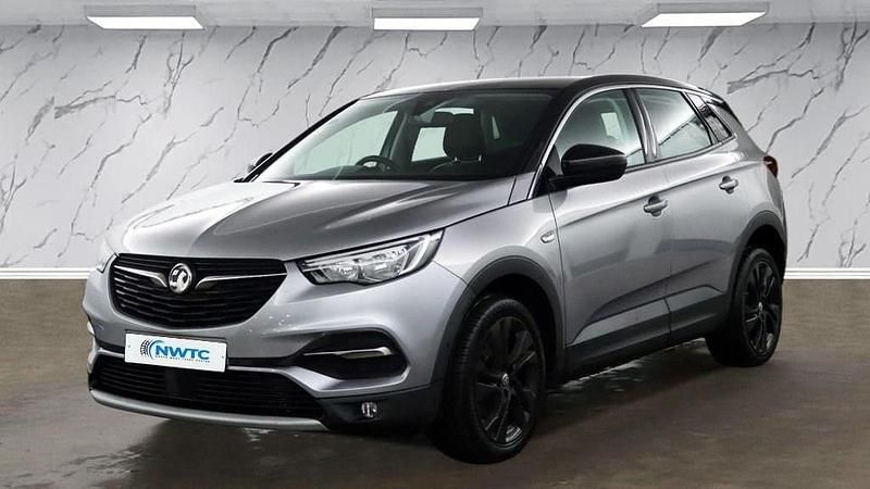 Used Vauxhall Grandland X Sport 130 HP (95 kW) 2019 Grey SUV
