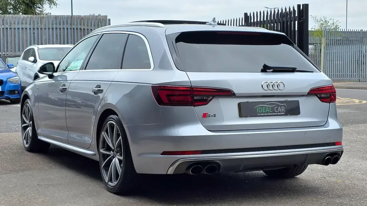 Used Audi A4 Design 2018 Silver Estate