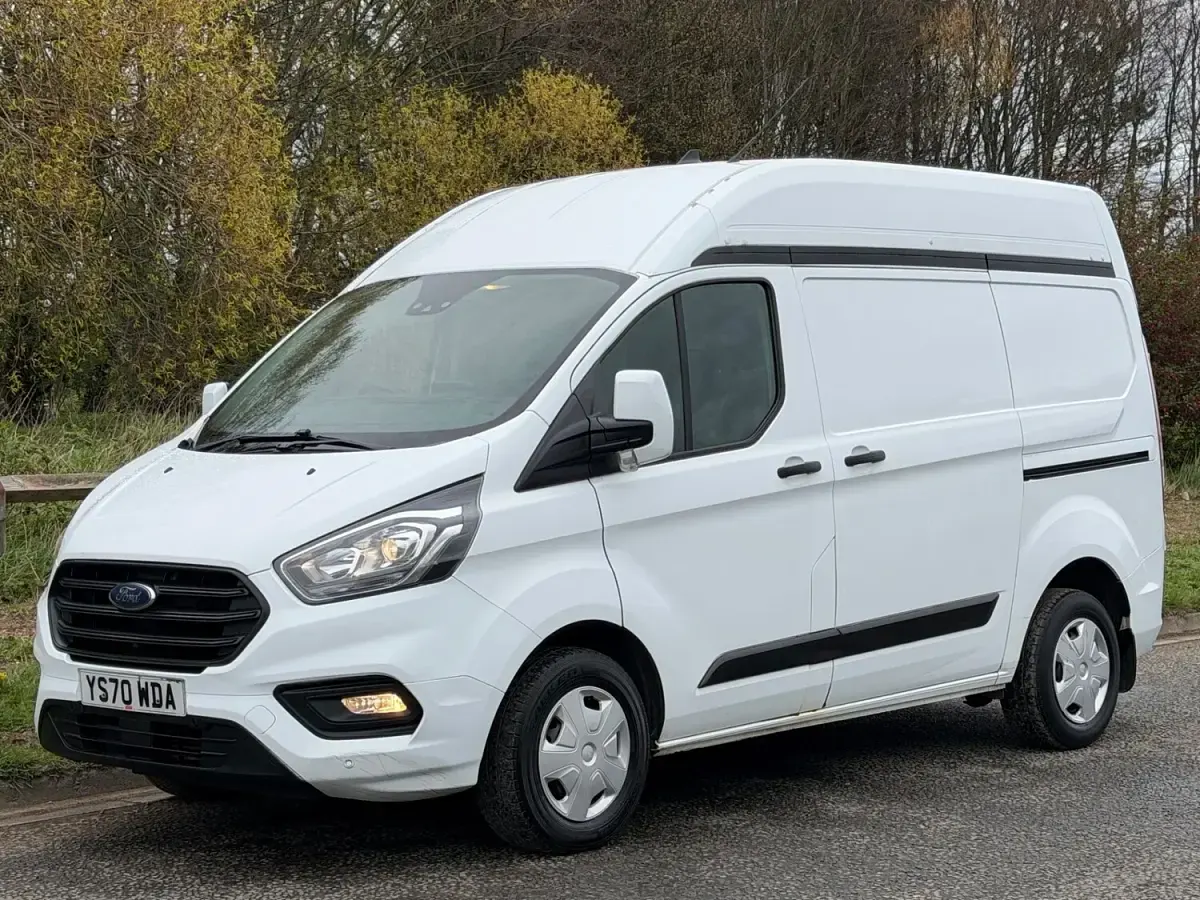 Used Ford Transit Custom Trend 130 HP (95 kW) 2020 White Van