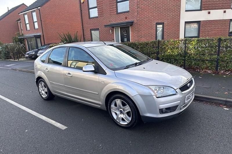 Silver Used 2007 Ford Focus Style Hatchback | £1,750 (Good price) - Image 1/1