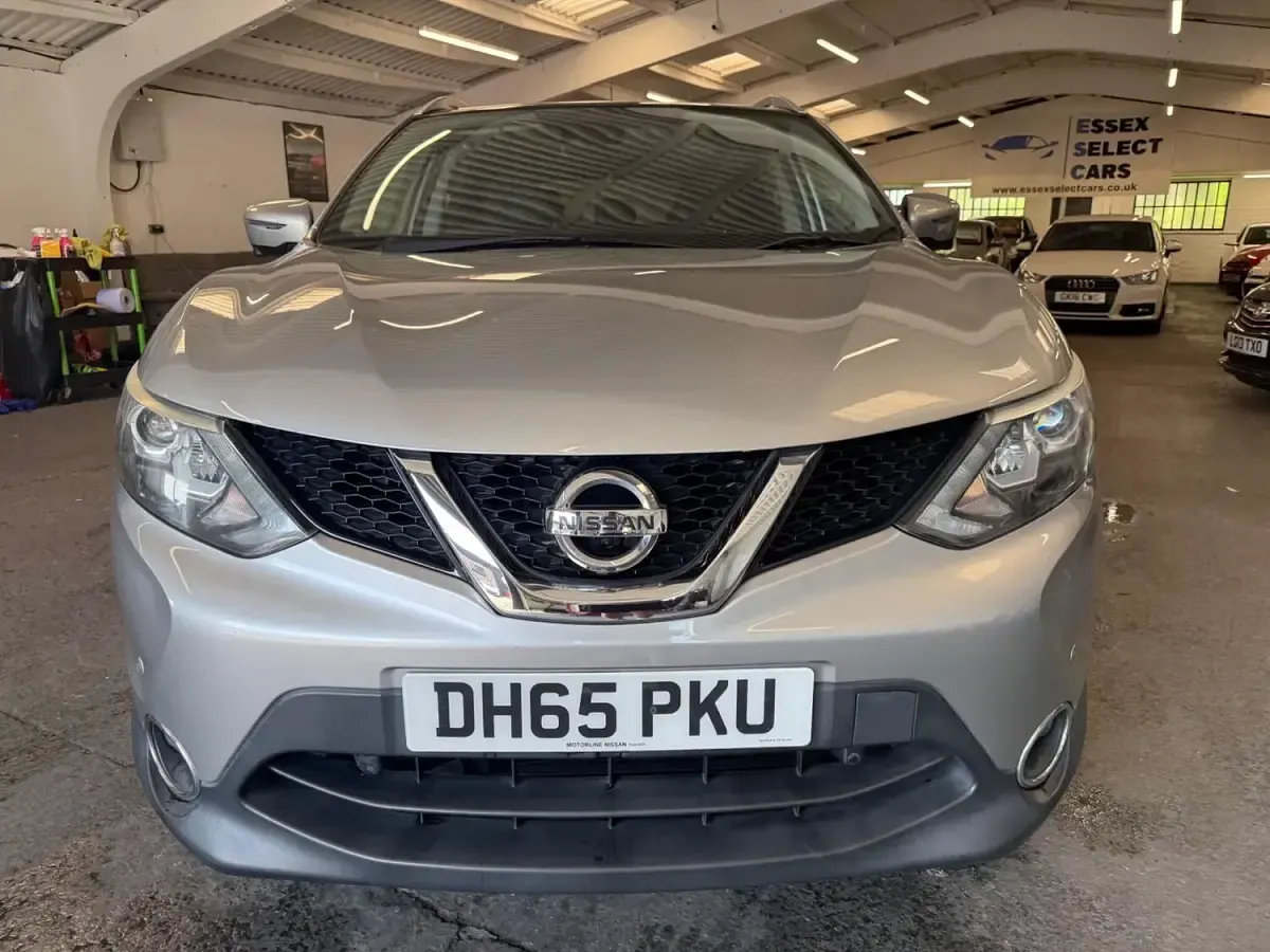 Used Nissan Qashqai Tekna 2016 Silver SUV
