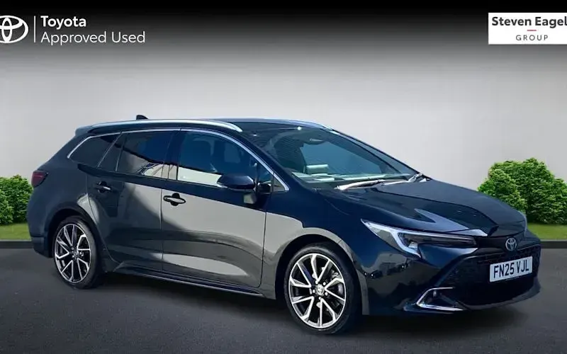 Used Toyota Corolla 196 HP (144 kW) 2025 Estate
