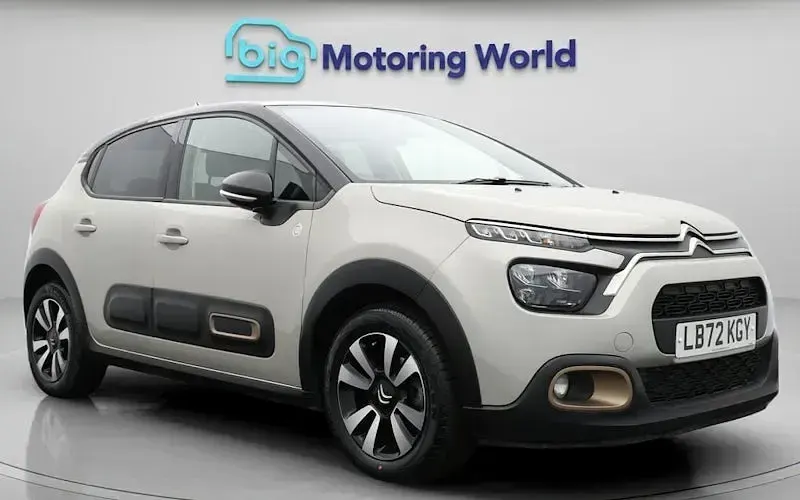 Used Citroën C3 PureTech 83 HP (61 kW) 2023 Hatchback