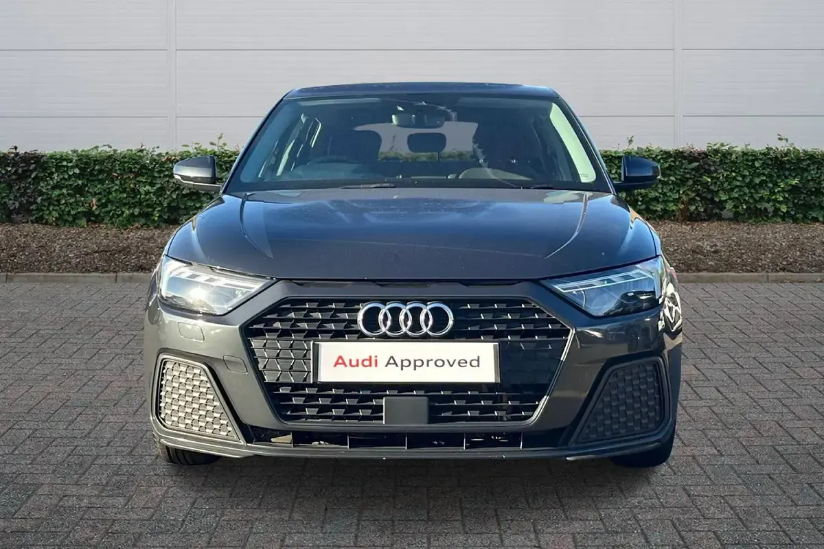 Used Audi A1 Design 113 HP (83 kW) 2020 Grey SUV