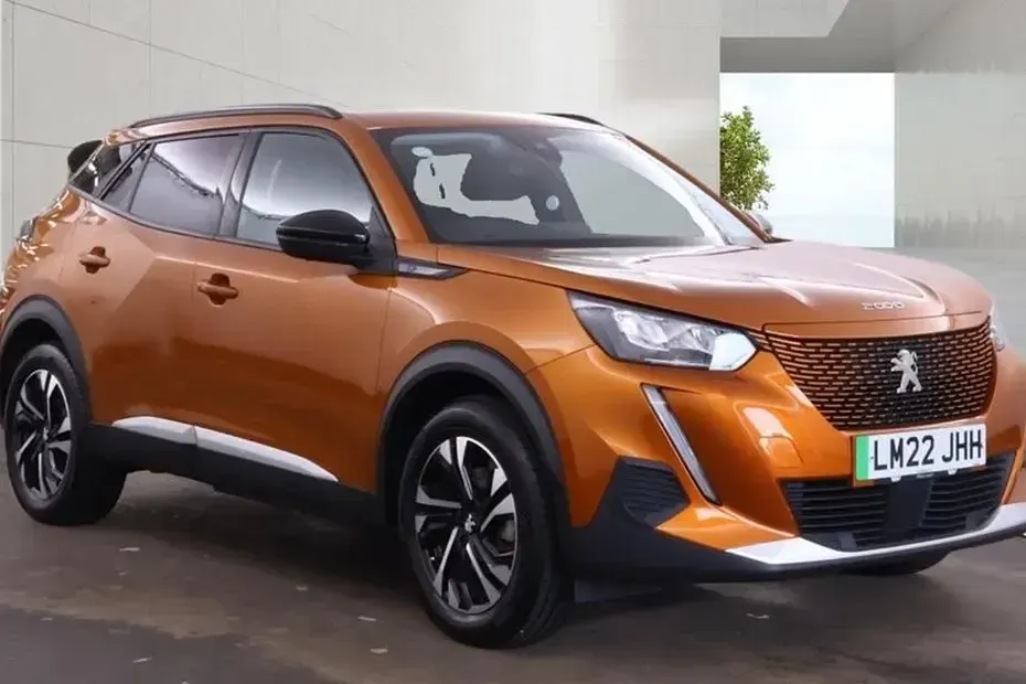 Used Peugeot e-2008 Allure Premium 100 kW (136 HP) 2022 Orange SUV