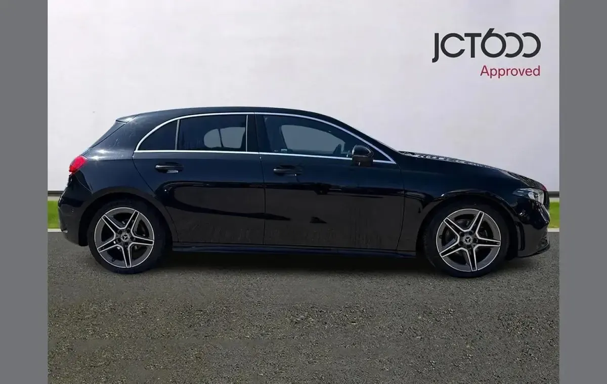 Used Mercedes A180 Executive 113 HP (83 kW) 2020 Black Hatchback