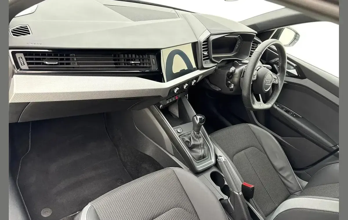 Used Audi A1 Black Edition 147 HP (108 kW) 2026 White SUV