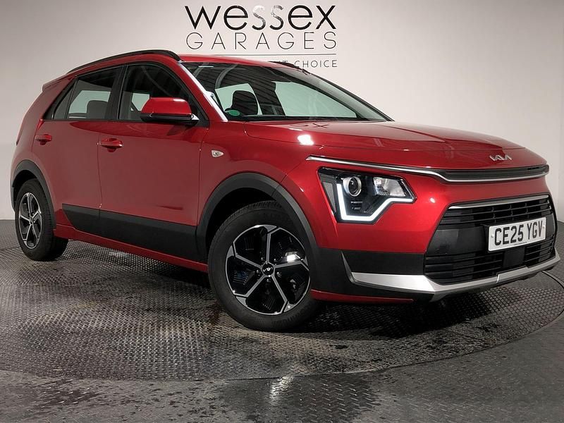 Used 2025 Kia Niro SUV | £23,570 (Super price) - Image 1/1