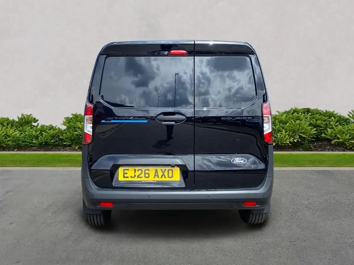 Ny Ford Transit Trend 100 kW (136 HK) 2026 Svart Van
