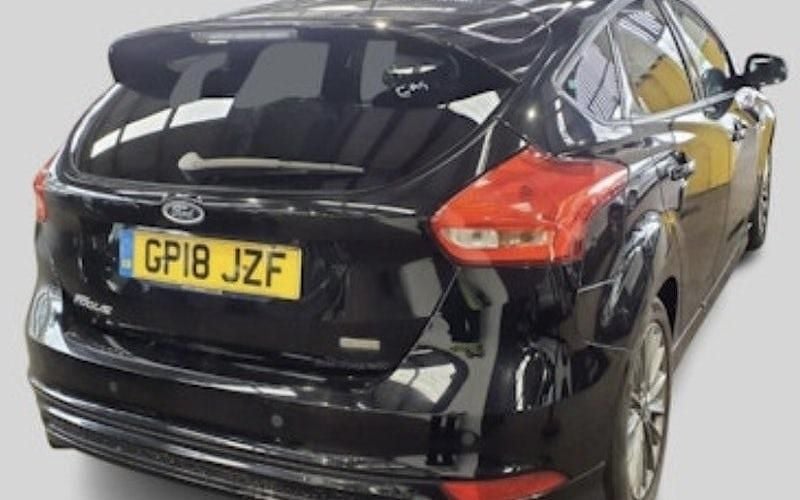 Used Ford Focus ST-Line 140 HP (102 kW) 2017 Black Hatchback