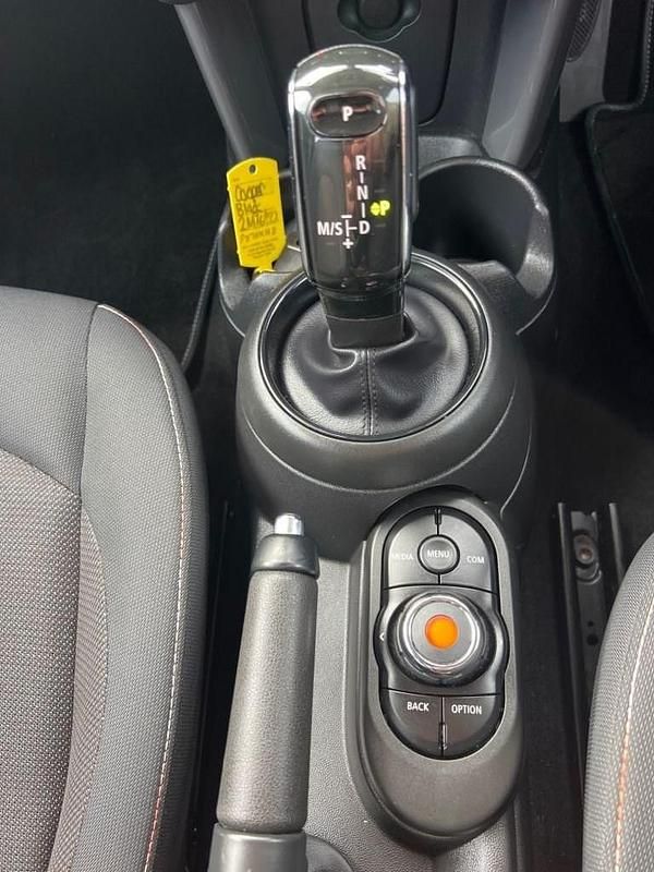 Used Mini Cooper Classic 136 HP (100 kW) 2020 Black Hatchback