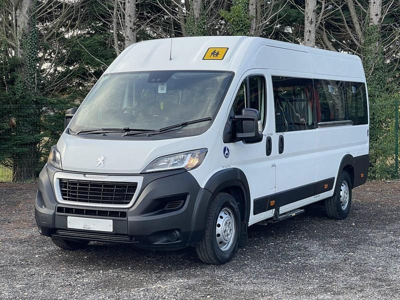 Used Peugeot Boxer 130 HP (95 kW) 2020 White Van