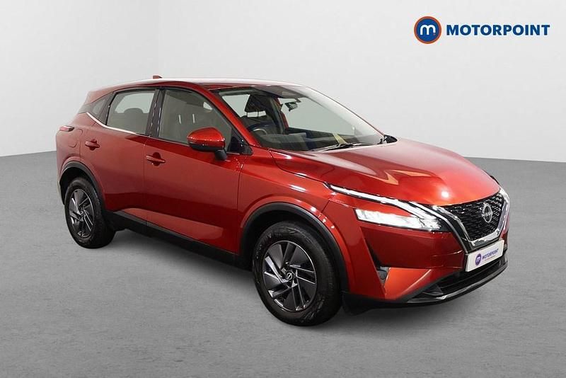 Red Used 2022 Nissan Qashqai Acenta Premium SUV | £15,999 (Good price) - Image 1/4