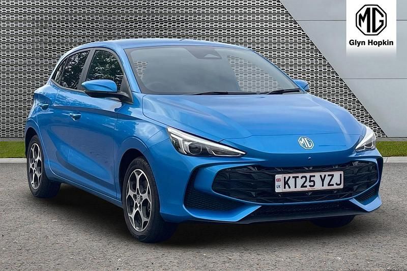 Blue New 2025 MG MG3 Trophy Hatchback | £18,180 (Fair price) - Image 1/4