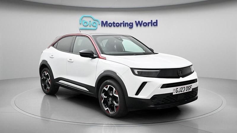 Used Vauxhall Mokka S 100 HP (73 kW) 2023 White SUV
