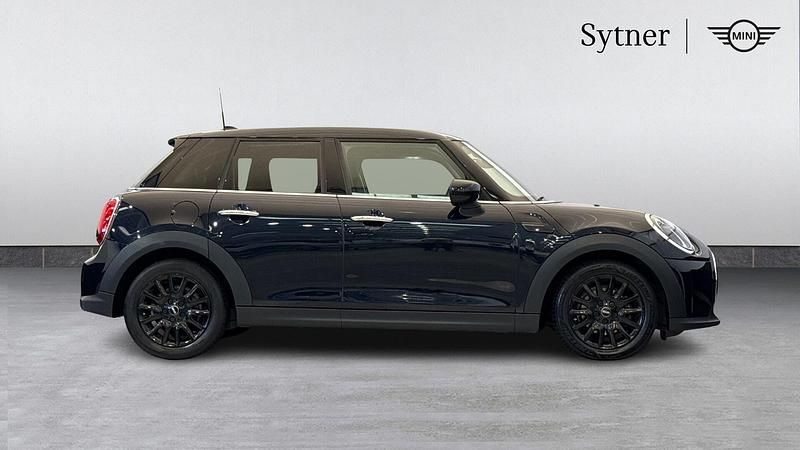 Used Mini Cooper Classic 134 HP (98 kW) 2023 Black Hatchback