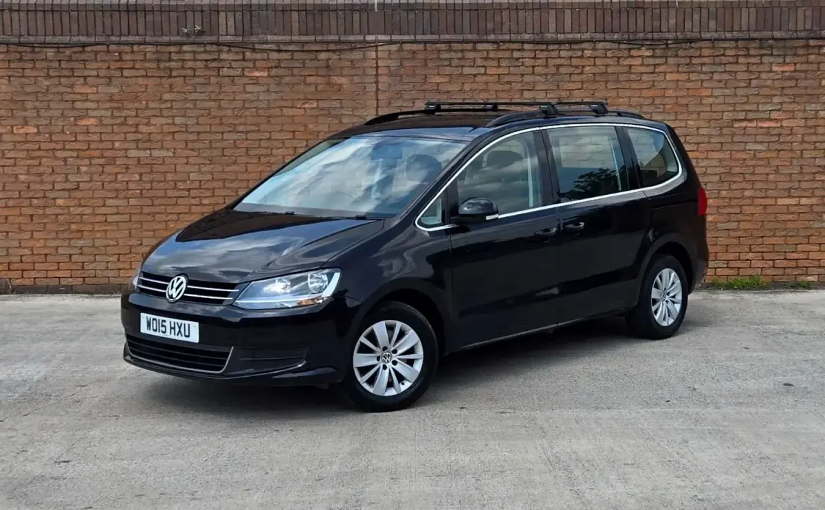 Usado VW Sharan SE 177 HP (130 kW) 2015 Preto Monovolume