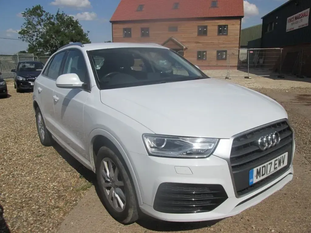 Used Audi Q3 Sport 150 HP (110 kW) 2017 White SUV