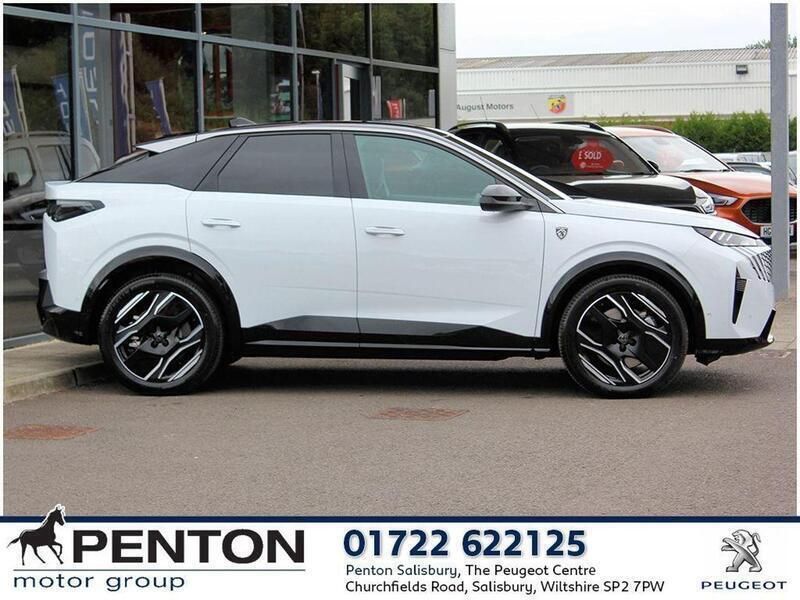 White Used 2024 Peugeot e-3008 GT SUV | £37,490 (Fair price) - Image 1/4