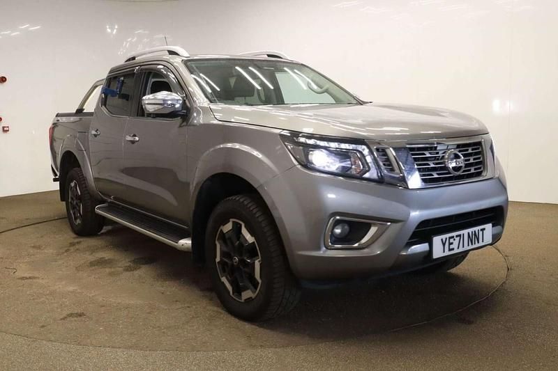 Grey Used 2021 Nissan Navara Tekna Pickup | £14,996 (Fair price) - Image 1/2
