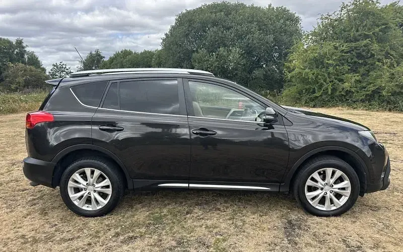 Used Toyota RAV4 150 HP (110 kW) 2014 Brown SUV