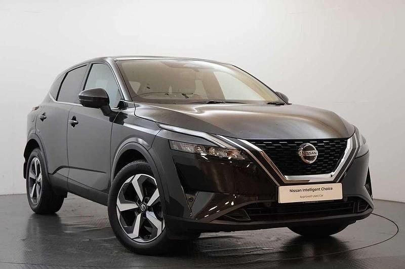 Black Used 2022 Nissan Qashqai N-Connecta SUV | £18,498 (Fair price) - Image 1/3