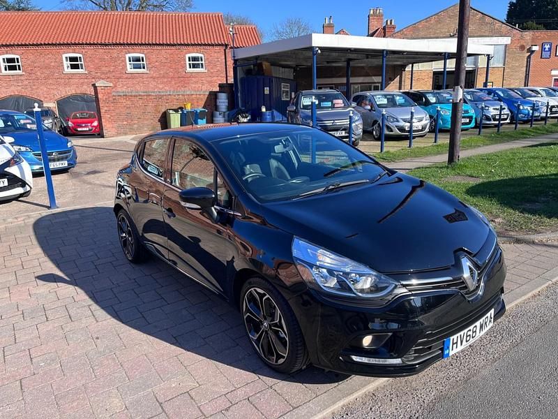 Used Renault Clio IV Iconic 90 HP (66 kW) 2018 Black Hatchback