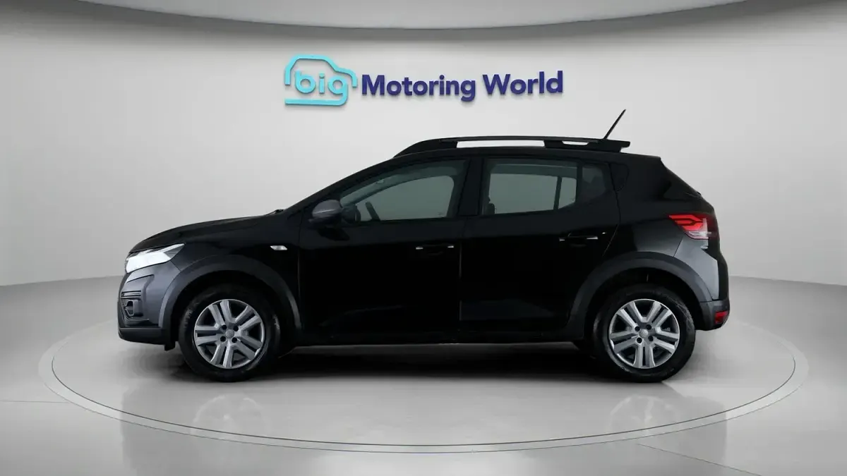 Used Dacia Sandero Expression 90 HP (66 kW) 2023 Black Hatchback