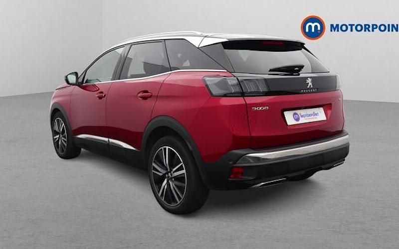 Used Peugeot 3008 Premium 131 HP (96 kW) 2021 Red SUV