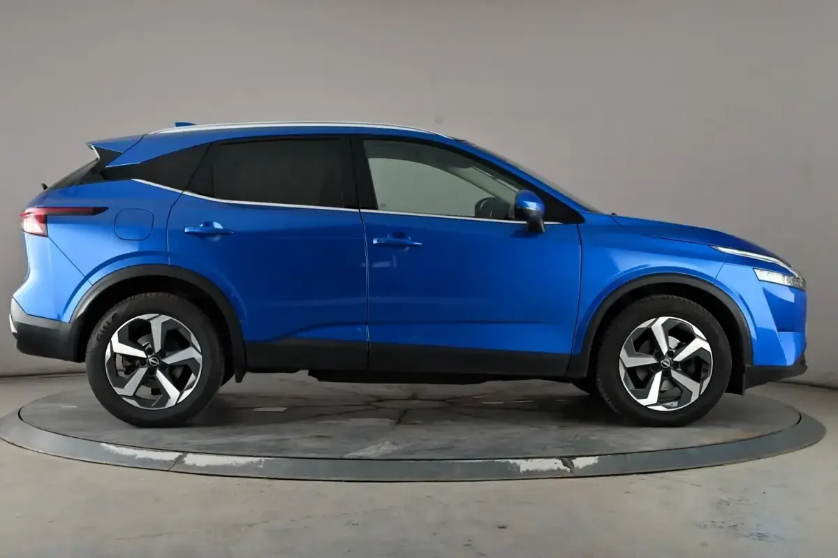 Used Nissan Qashqai N-Connecta 158 HP (116 kW) 2024 Blue SUV