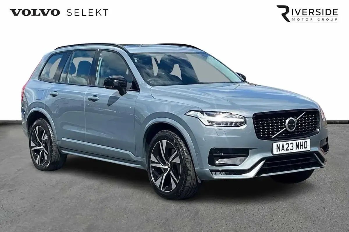 Used Volvo XC90 Plus 235 HP (172 kW) 2023 Thunder grey SUV