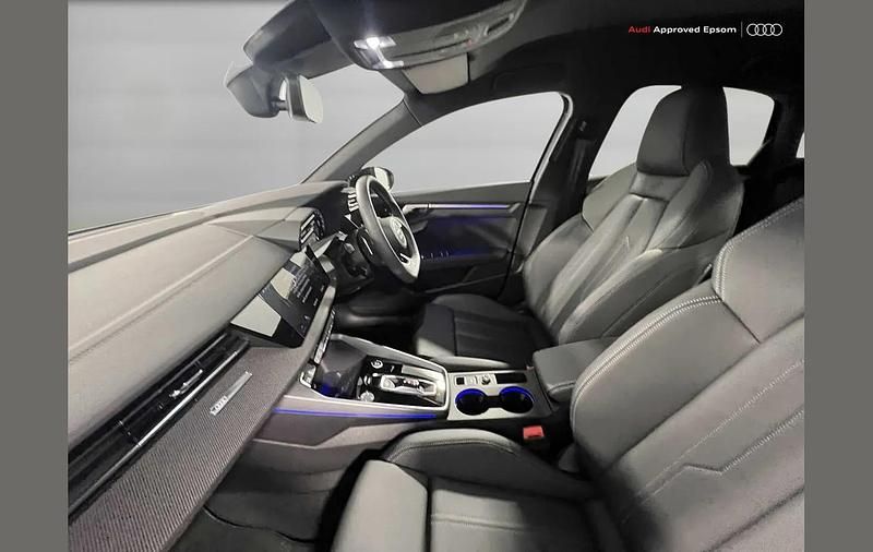 Used Audi A3 Black Edition 150 HP (110 kW) 2024 Blue Sedan