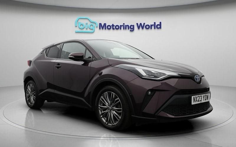 Used Toyota C-HR 122 HP (89 kW) 2023 SUV