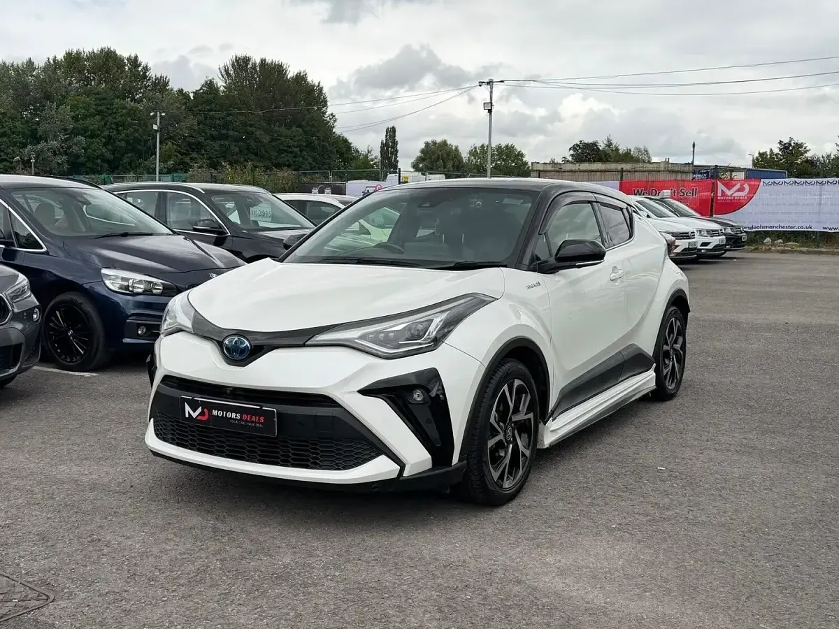 Used Toyota C-HR Design 140 HP (102 kW) 2020 White SUV