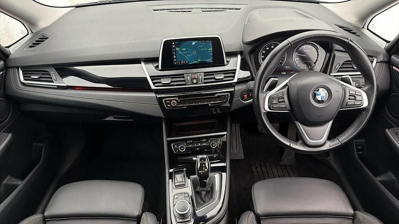 Used BMW 220 Sport Line 192 HP (141 kW) 2019 Blue Estate