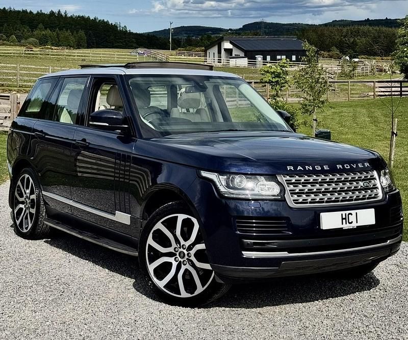 Blue Used 2015 Land Rover Range Rover Vogue SUV | £20,990 (Fair price) - Image 1/4