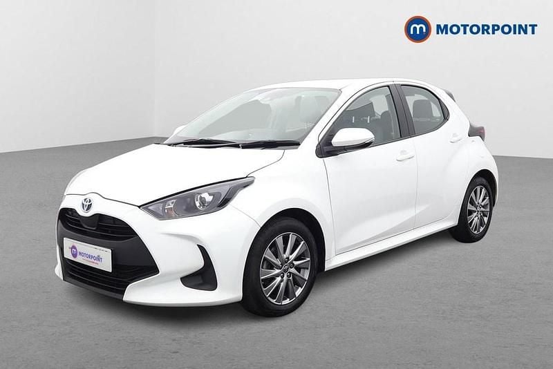 Used Toyota Yaris Hybrid 2023 White Hatchback
