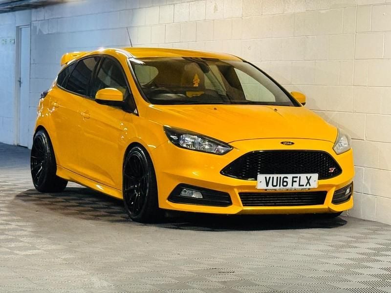 Orange Used 2016 Ford Focus ST Hatchback | £8,989 (Super price) - Image 1/4