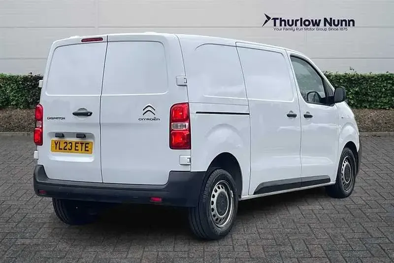 Używany Citroën Dispatch 2023 Biały Minivan