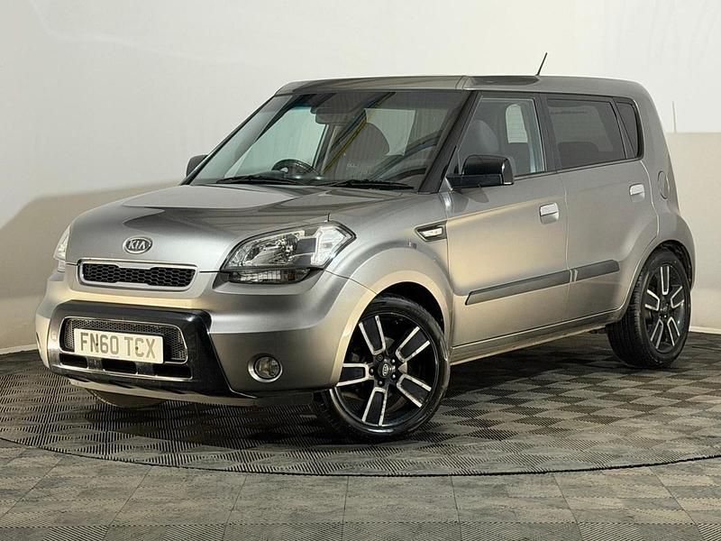 Used Kia Soul 126 HP (92 kW) 2010 Silver SUV