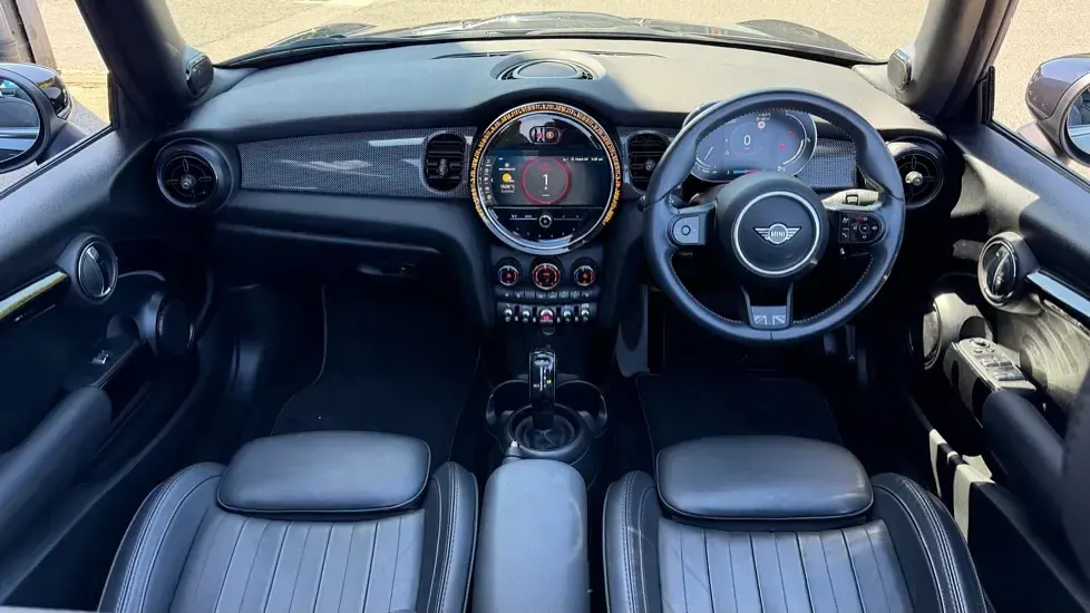 Used Mini Cooper Cabriolet Exclusive 134 HP (98 kW) 2024 Black Cabriolet