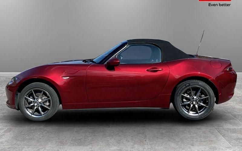 Begagnad Mazda MX5 Inclusive 132 HK (97 kW) 2022 Cab