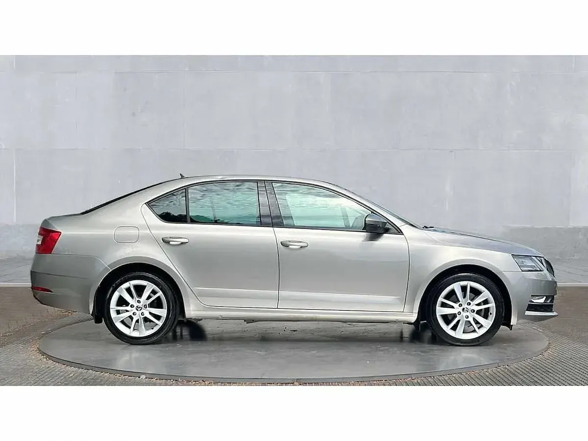 Used Skoda Octavia SE L 150 HP (110 kW) 2019 Cappuccino beige metallic Hatchback
