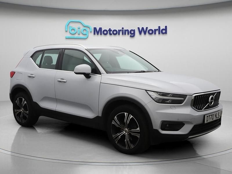 Silver Used 2021 Volvo XC40 Inscription SUV | £22,200 (Good price) - Image 1/4